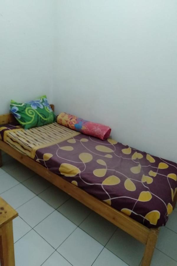 Spot On 90538 Wisma Dewi Syariah Jakarta Exterior photo